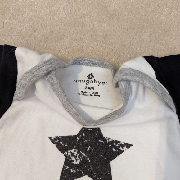 3/$15 Set of 2 Size 24 months Sleeper and Onesie - Picture 11 of 16